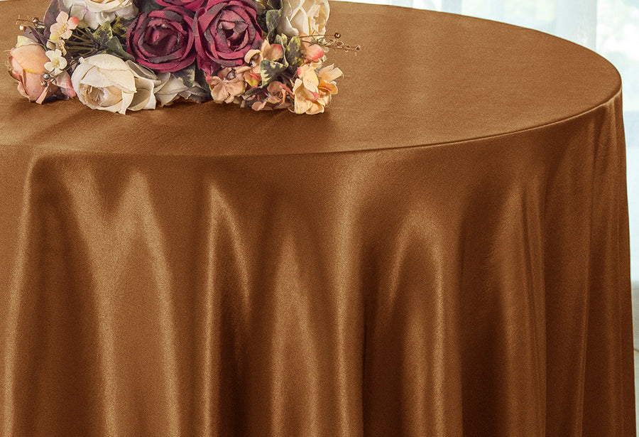Premium Satin Table Runner – Glossy Wedding Linen