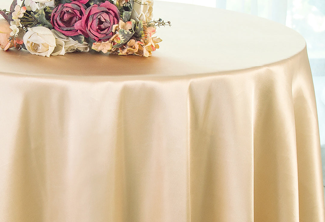 Seamless Square Satin Overlay – Elegant Table Linen