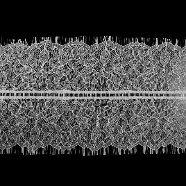 Italian Fine White Lace Trim with Eyelash Edges - 7"