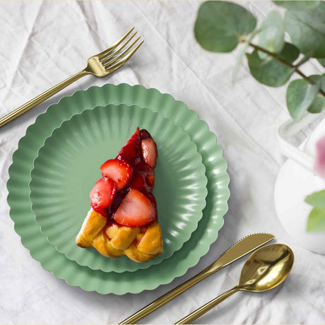 10 Count Scalloped Paper Plates Matcha Green 8.5 Inch Disposable Party Supplies