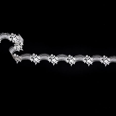 Fancy Ivory Floral Scalloped Venise Lace Trim - 1.5"