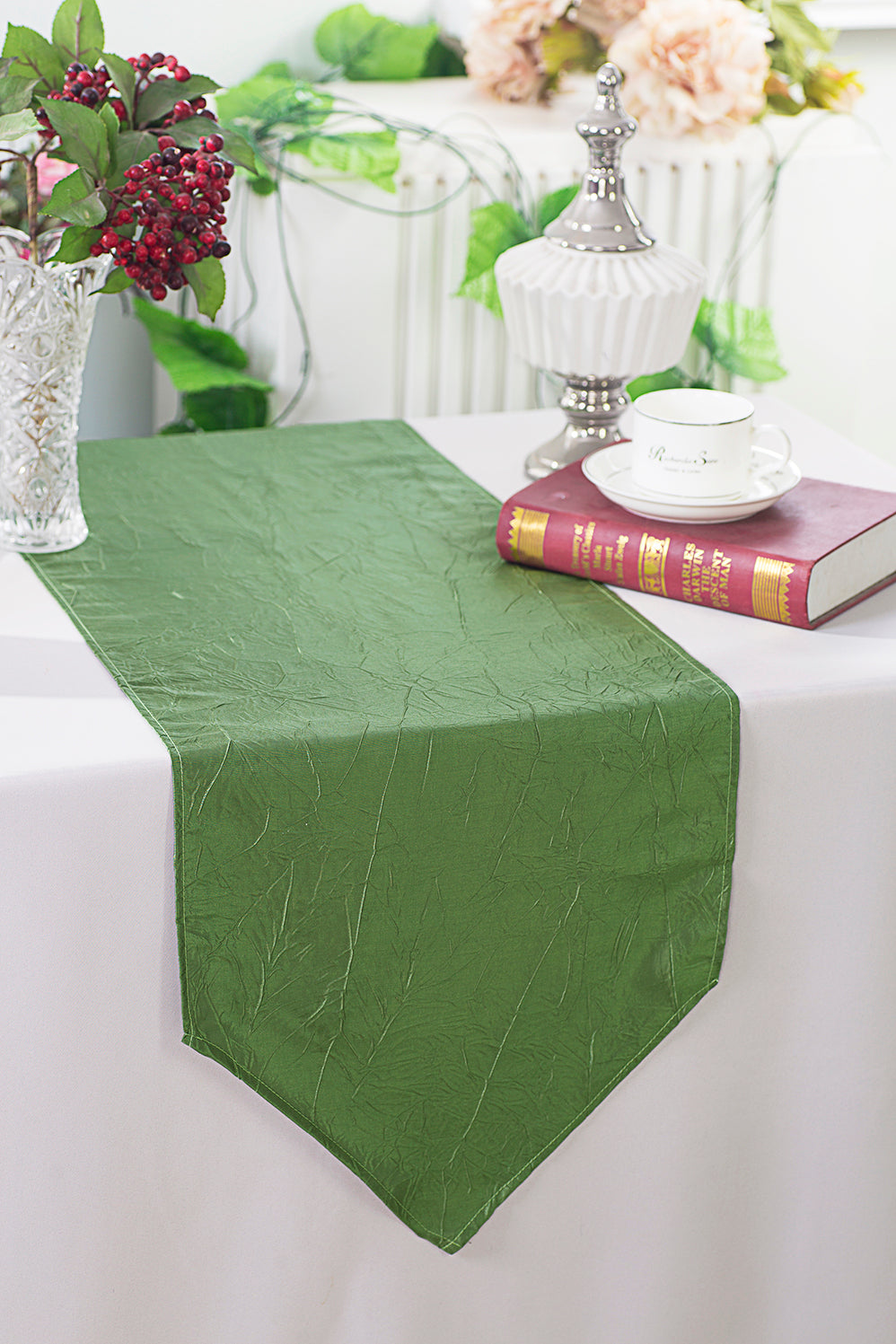 Crushed Taffeta Table Runner 13x108 Clover Green