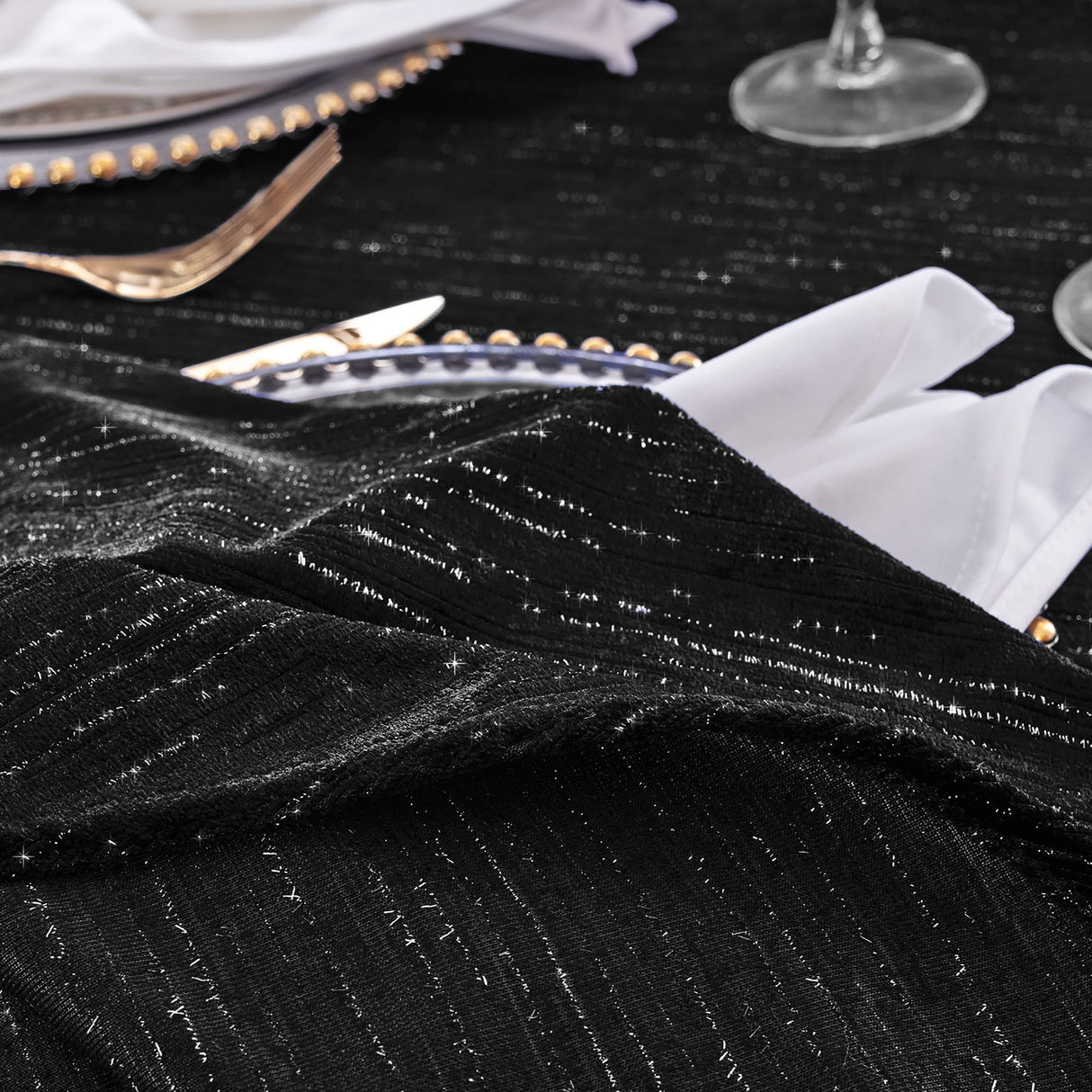 Rectangular Velvet Tablecloth 90x156 Black