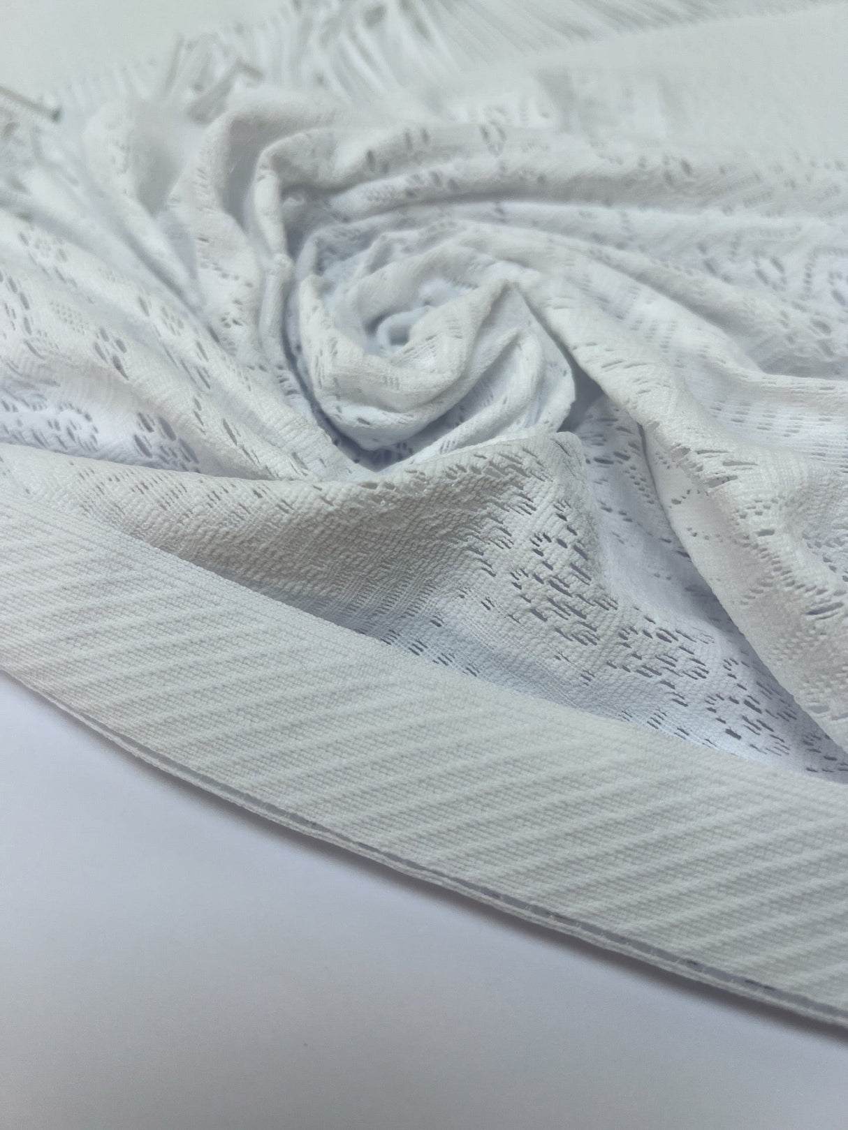 Polyamide Elastane Knitted White Floral Panel Print