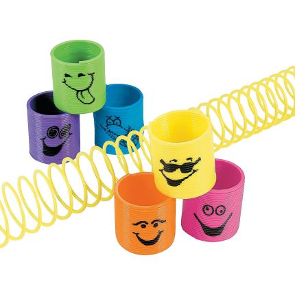Mini caminantes con caras graciosas