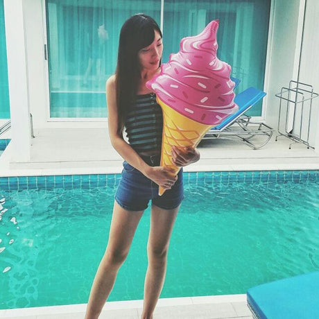 Cono de helado inflable