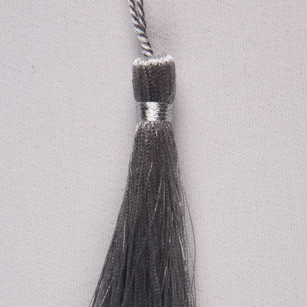 3.5" Metallic Silver Basic Tassel