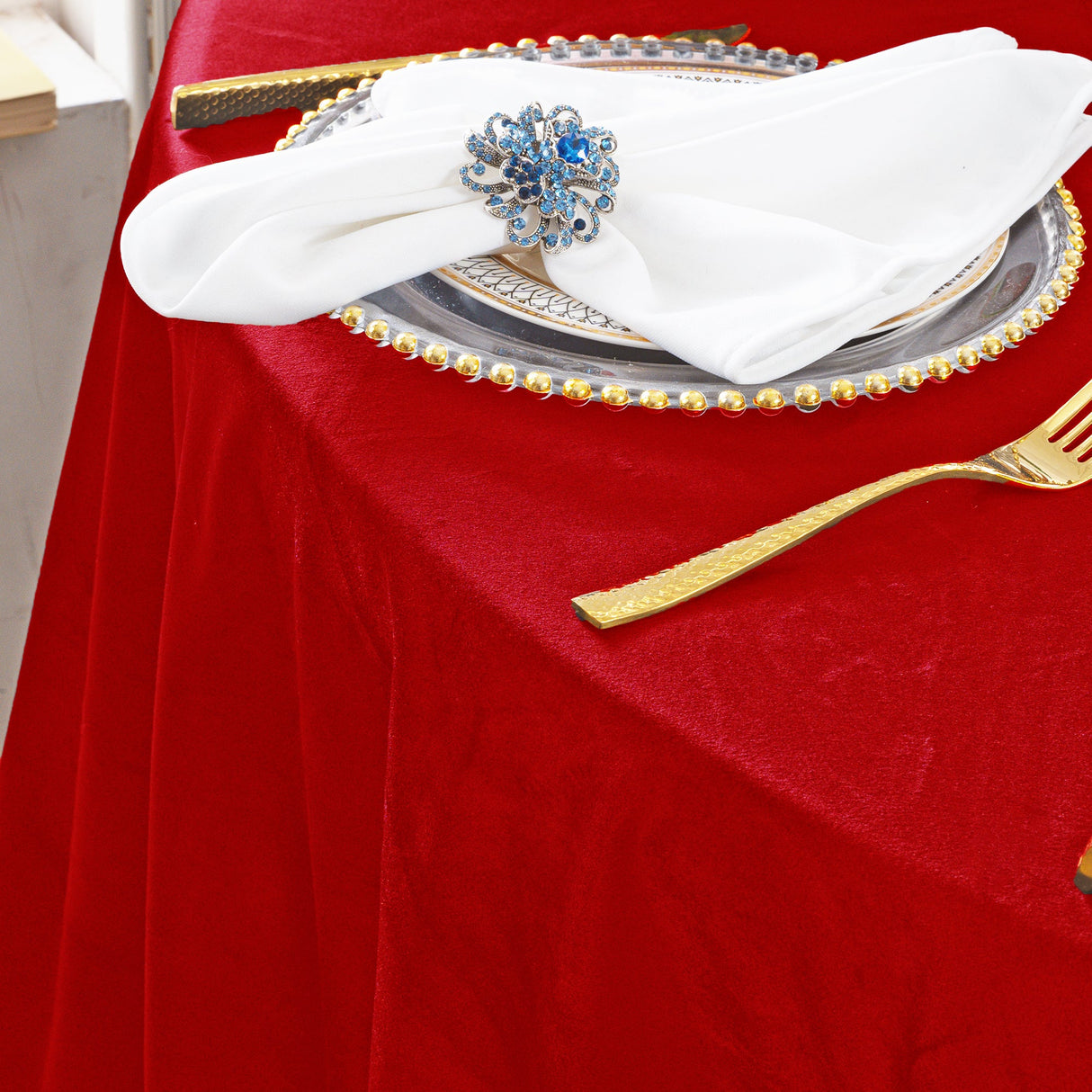 Round Velvet Tablecloth 120 Inch Red