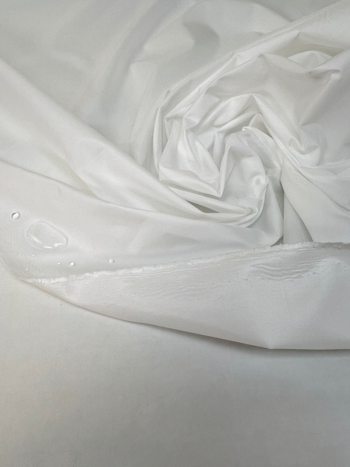 White Polyester Waterproof Fabric