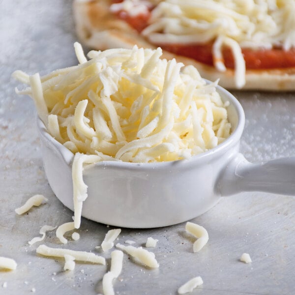 Great Lakes Shredded Mozzarella and Provolone Cheese Blend 5 lb. Bag - 4/Case