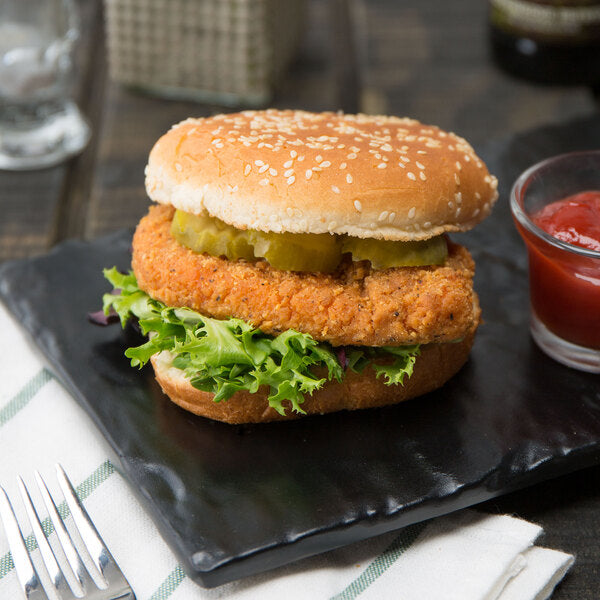 Brakebush Cayenne Kicker 5 lb. Bag 4 oz. Fully Cooked Hot and Spicy Breaded Chicken Breast Fillet - 2/Case