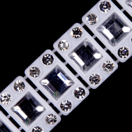White/Crystal Plastic & Glass