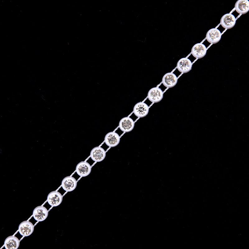 White/Crystal Plastic & Glass