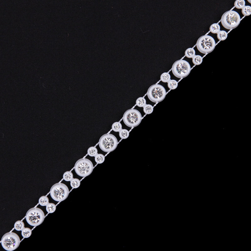 White/Crystal Plastic & Glass