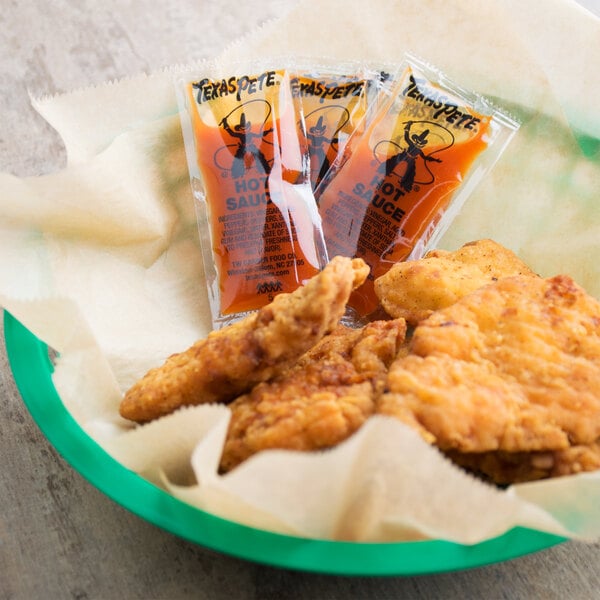 Texas Pete 7 Gram Hot Sauce Packets - 200/Case