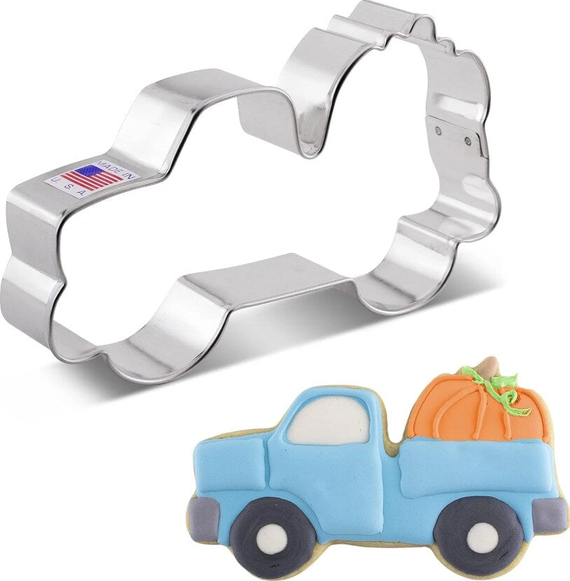 Ann Clark Halloween Harvest Truck with Pumpkin Cookie Cutter, 5"