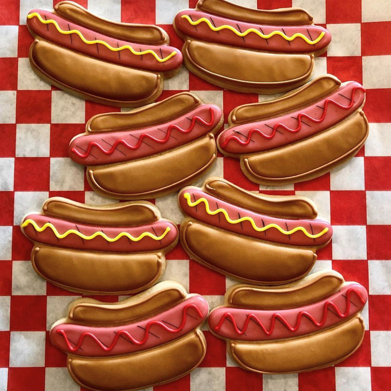 Ann Clark Hot Dog Cookie Cutter 4" x 2"