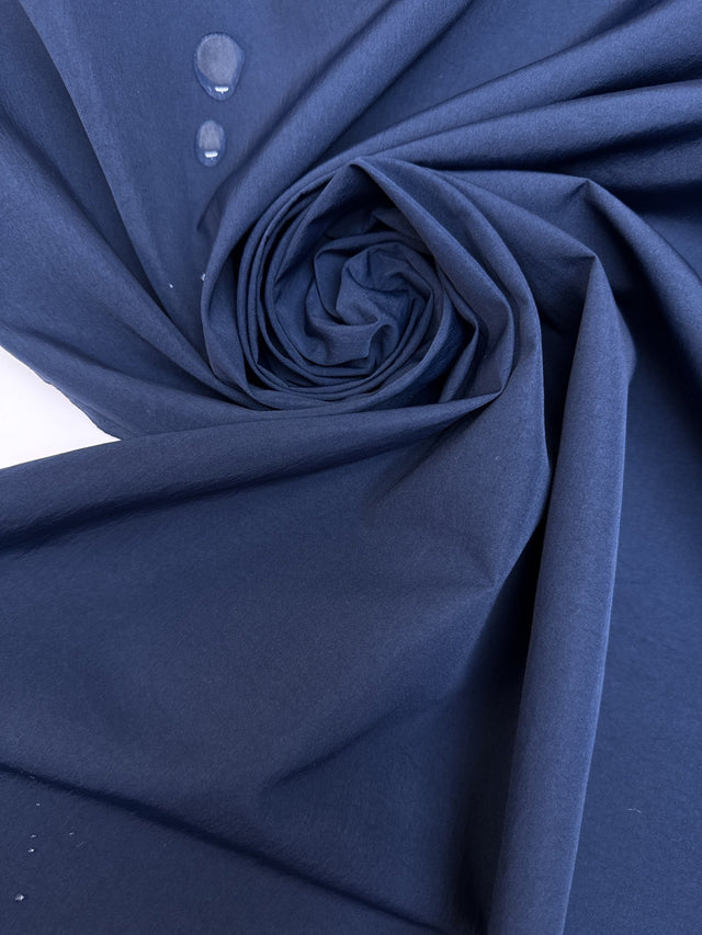 Blue Polyamide Woven Water-Repellent Lightweight Fabric