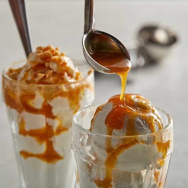 I. Rice 1/2 Gallon Caramel Dessert / Sundae Topping - 6/Case