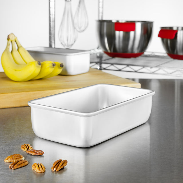 Fat Daddio's Anodized Aluminum Bread Pan, 9" x 5" x 2-1/2" H