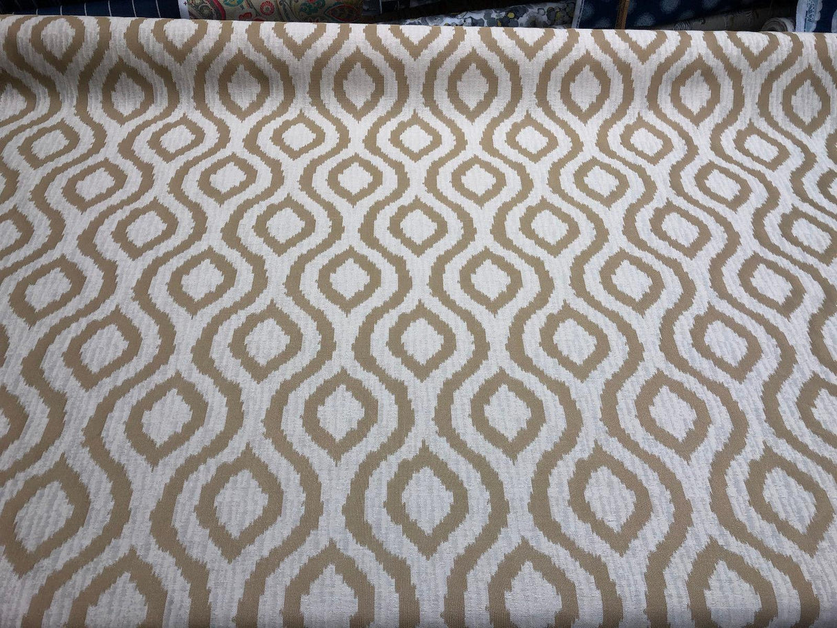 Rj Hourglass Natural Jacquard Fabric - Cream Natural Geometric Reversible, 56" Width, 7.5" Vertical Repeat, 7" Horizontal Repeat (1 Yard)