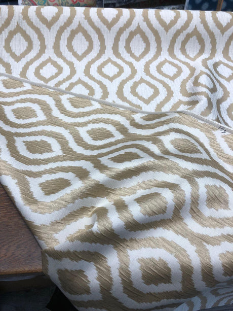 Rj Hourglass Natural Jacquard Fabric - Cream Natural Geometric Reversible, 56" Width, 7.5" Vertical Repeat, 7" Horizontal Repeat (1 Yard)