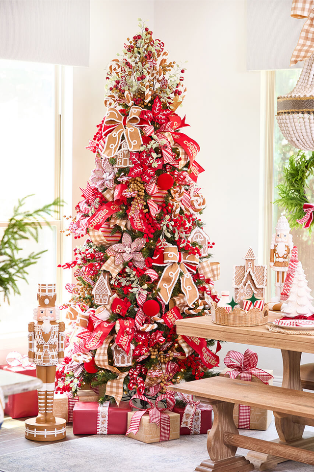 Mrs. Claus' Gingerbread Kitchen - Bundle