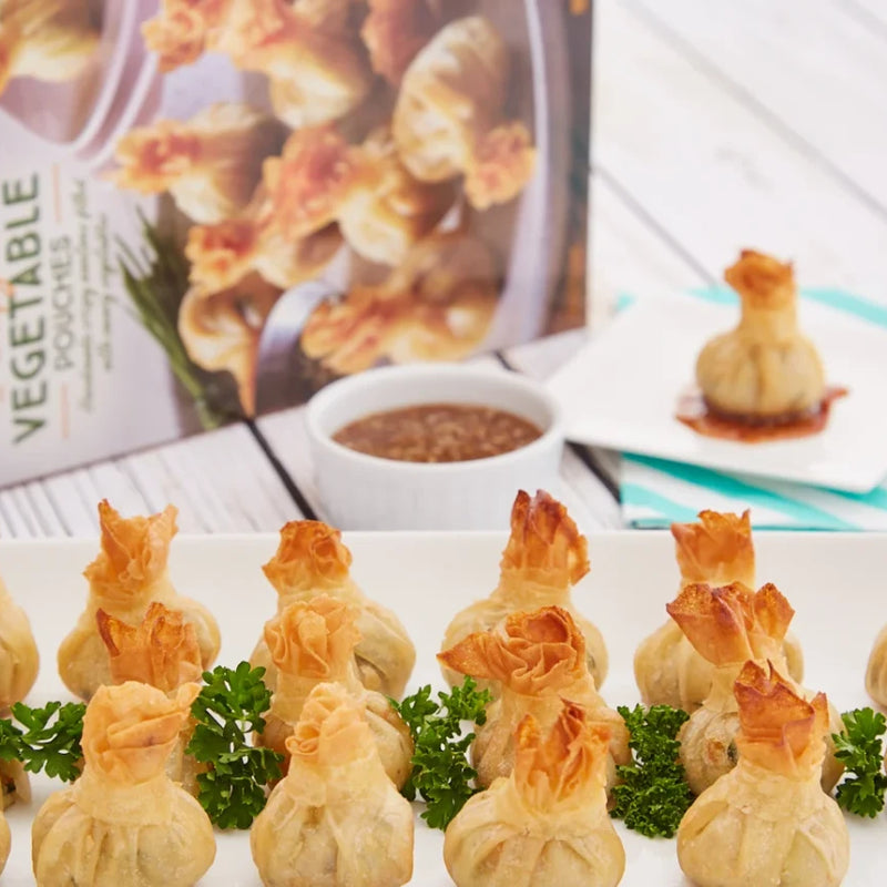 Crispy Vegetable Pouches Savory Veggie Pastry Appetizer Snack 6.8 Oz