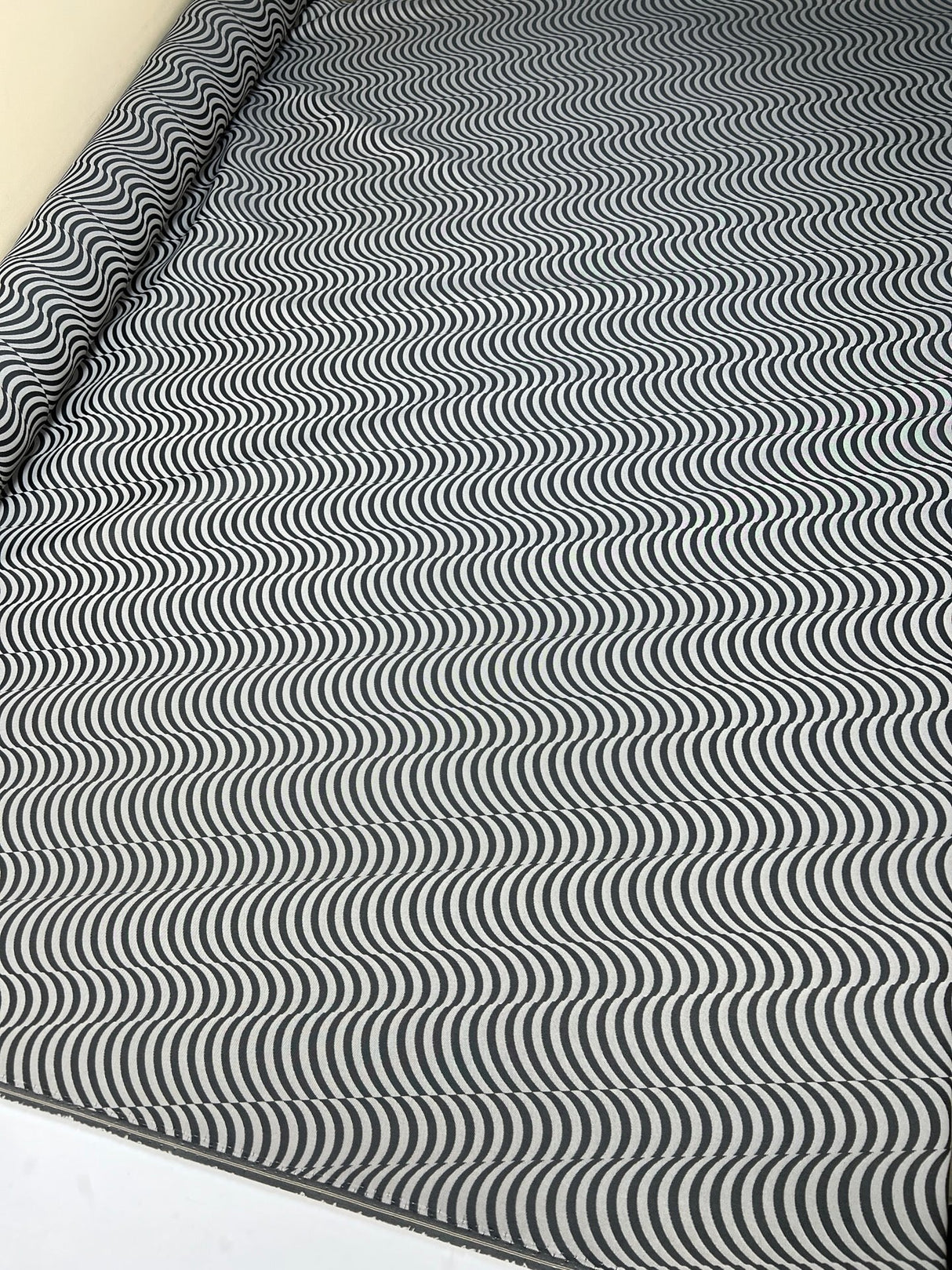 Polyamide Jacquard Abstract Gray-Black
