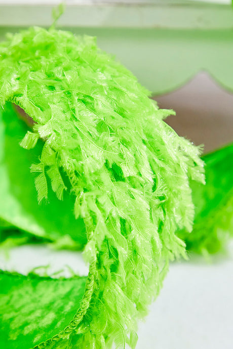 2.5" x 10 Yards Furry Green Ribbon