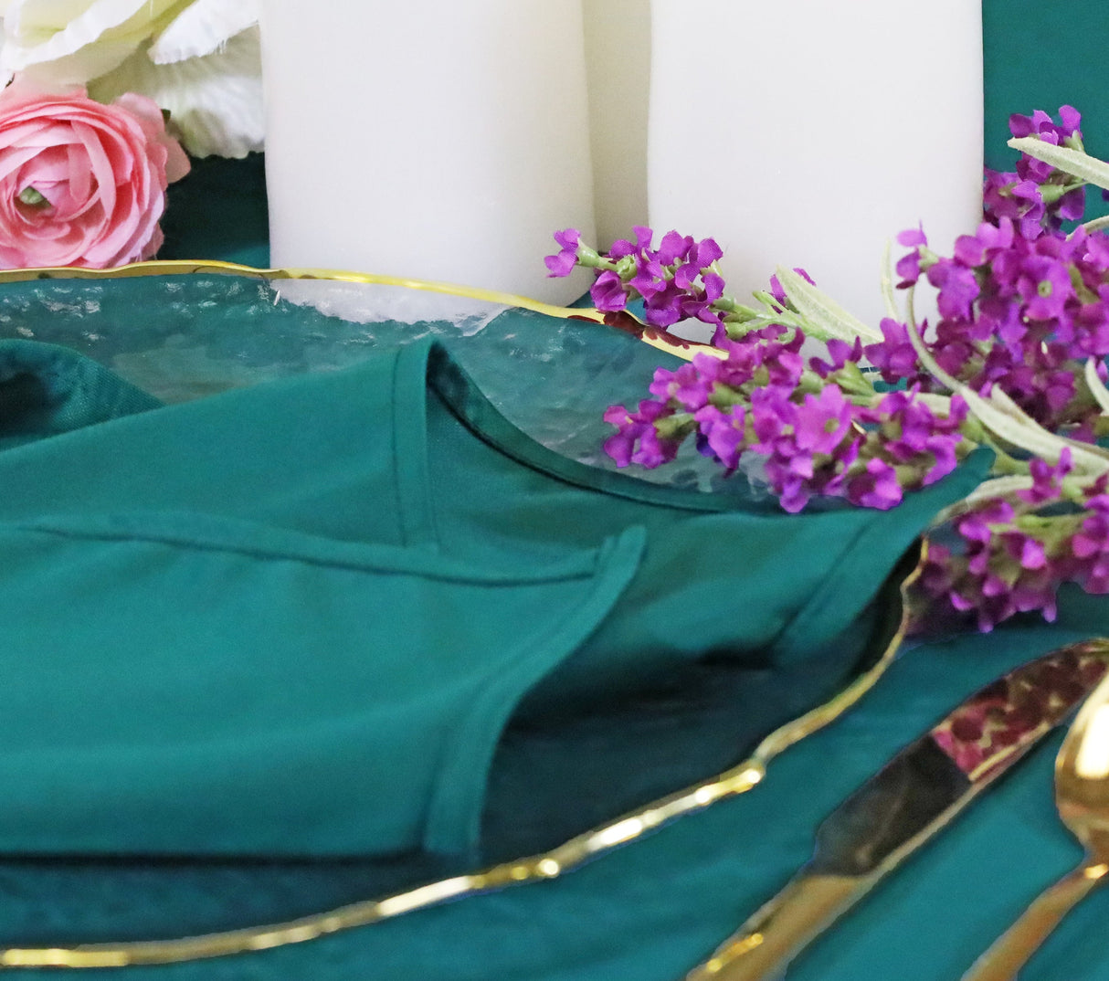 Round Scuba Tablecloth 108" Seamless Wrinkle-Free Oasis