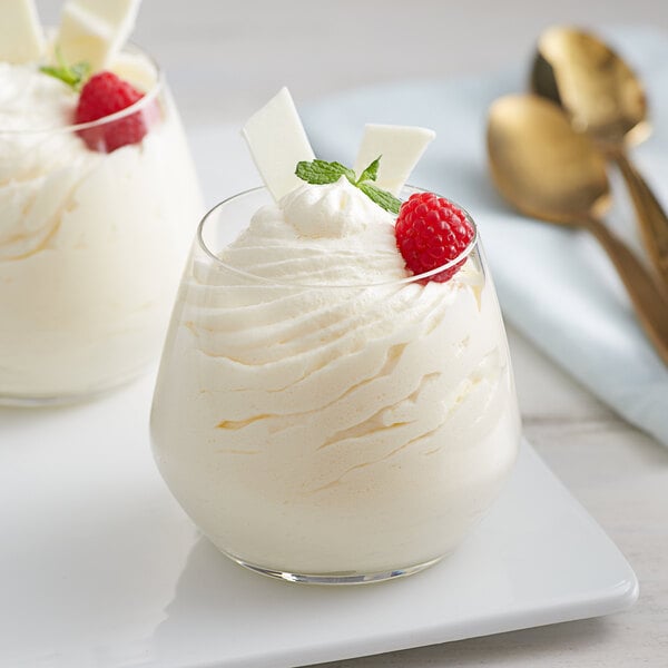 Knorr 7.31 oz. White Chocolate Mousse Mix - 10/Case