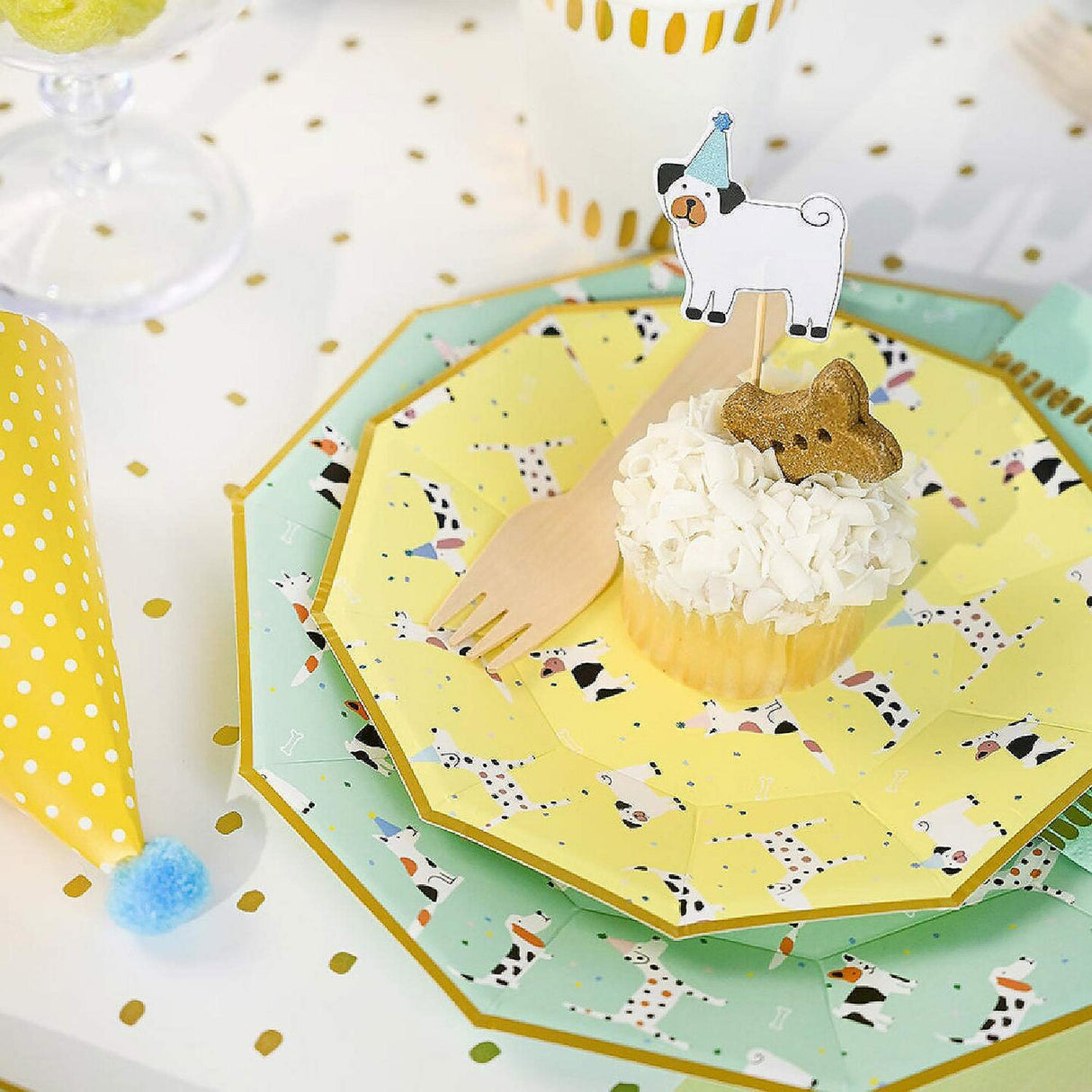 10 Count Hot Diggity Dog Small Paper Plates 7.25 Inch Fun Party Plates for Dog Lovers
