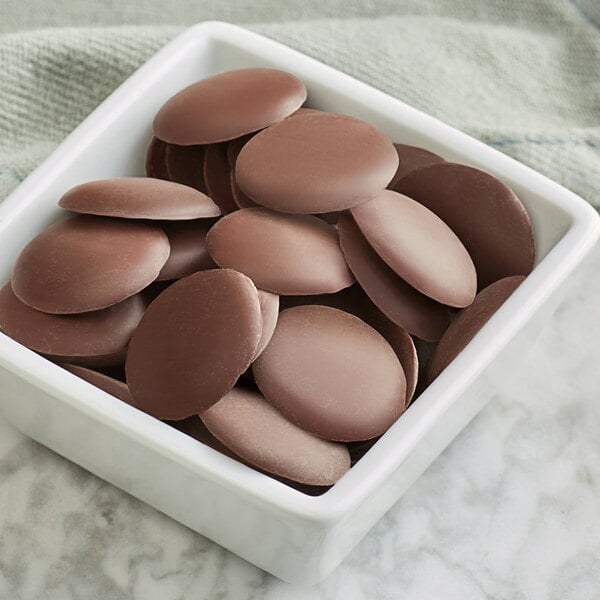 Guittard 25 lb. Lever du Soleil 61% Semi-Sweet Wafers