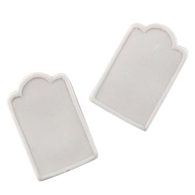 Wilton Graveyard Tombstones & Bones Edible Decorations Kit