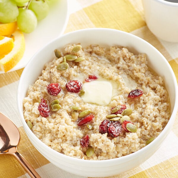 Quaker 30 oz. Steel Cut Oats - 12/Case