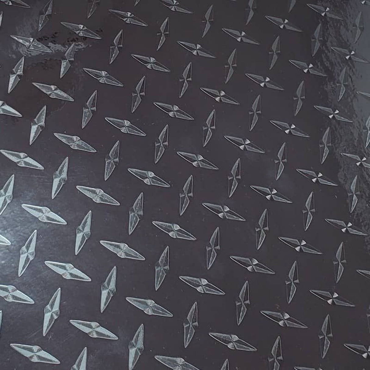 Creative Vinyl - Diamond Plate 24"