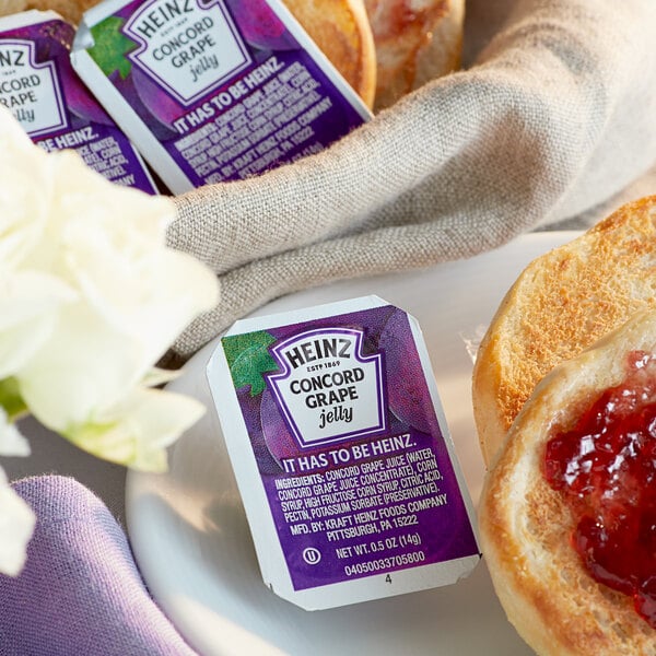 Heinz 0.5 oz. Concord Grape Jelly Portion Cups - 200/Case