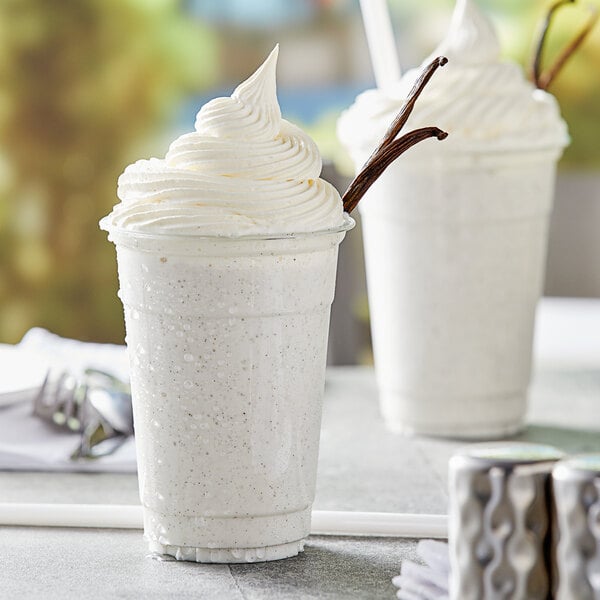 Capora 3.5 lb. Vanilla Bean Frappe Mix