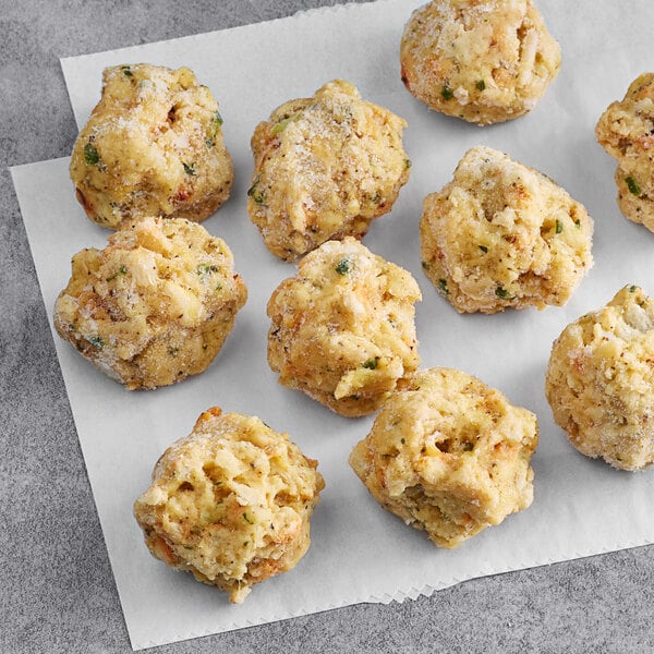 Handy 0.75 oz. Handmade Pub Style Crab Cakes - 100/Case