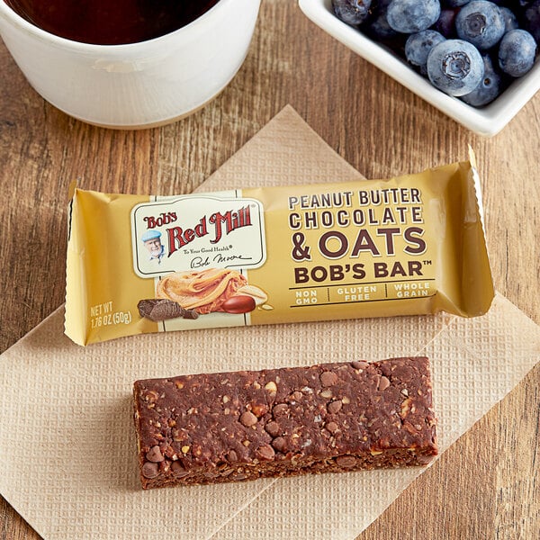 Bob's Red Mill 1.76 oz. Peanut Butter Chocolate & Oats Bar - 144/Case