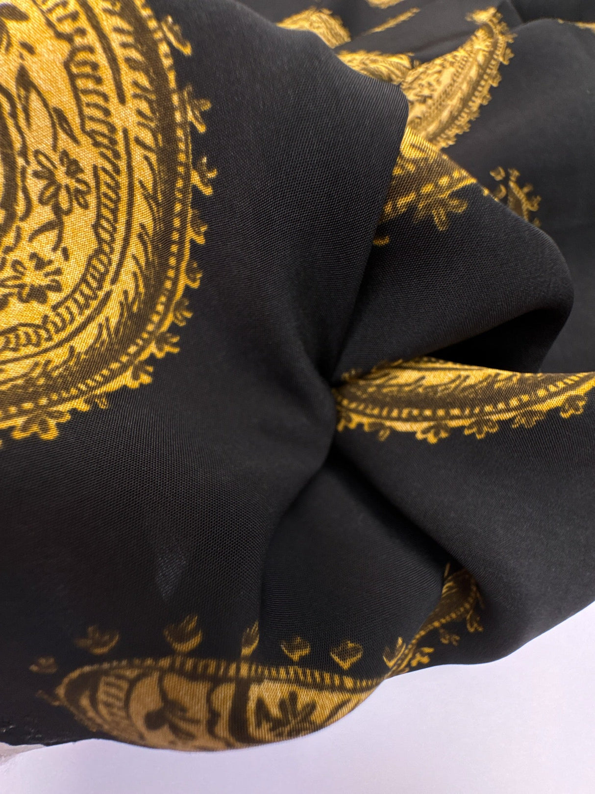 Viscose Paisley Print Lightweight Black