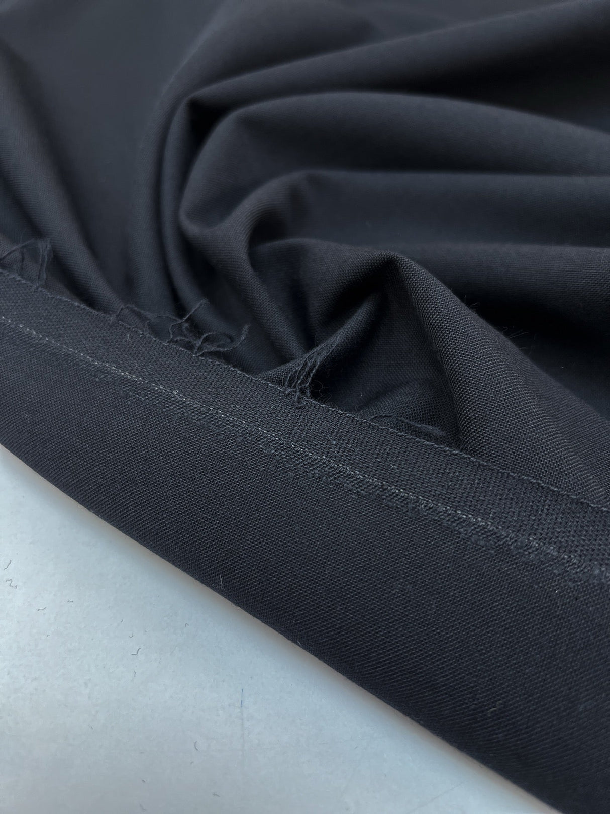 Wool Polyester Suiting Blue Black