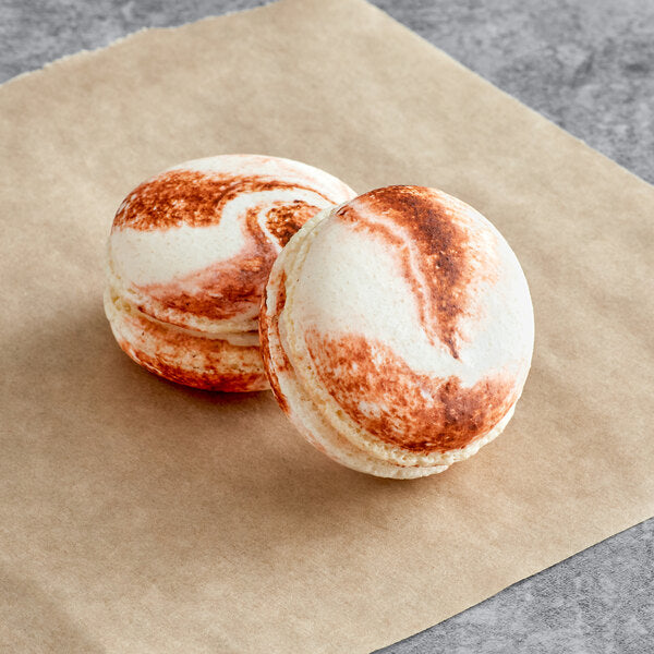 Macaron Centrale Caramel Pecan Cheesecake Macaron - 100/Case