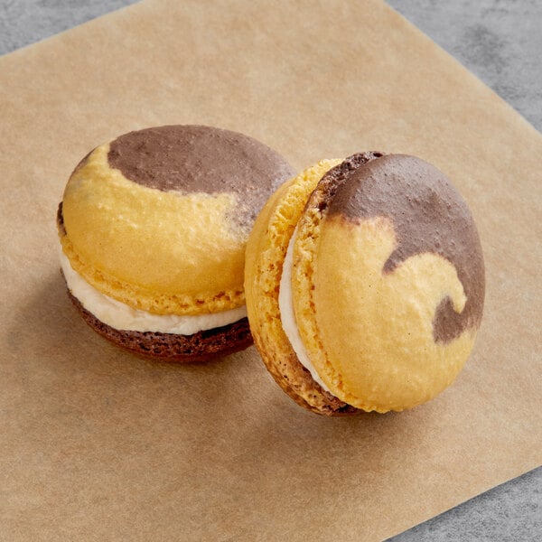 Macaron Centrale Dulce de Leche Macaron - 100/Case