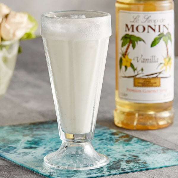 Monin Premium Vanilla Flavoring Syrup 1 Liter - 4/Case