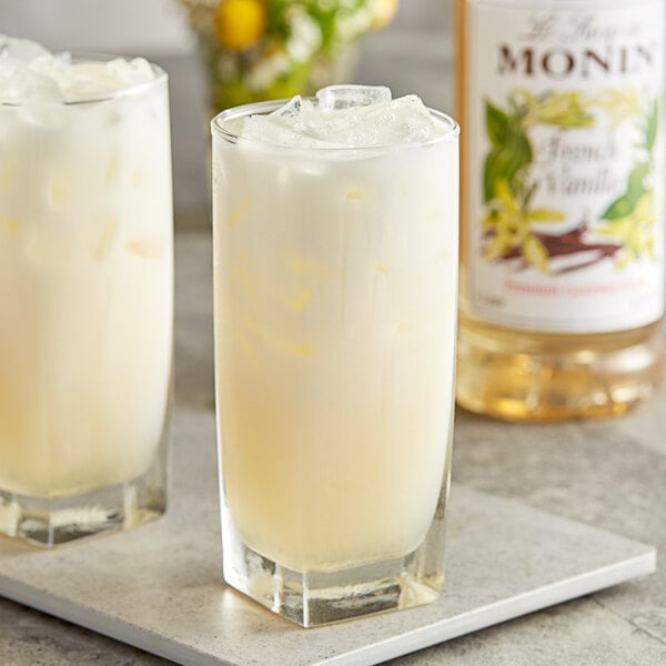 Monin Premium French Vanilla Flavoring Syrup 1 Liter - 4/Case