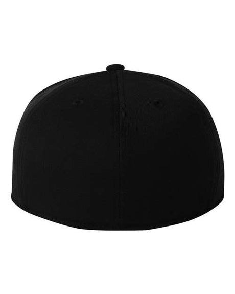 Flexfit structured flat bill hat creating a bold streetwear-inspired profile for modern casual outfits