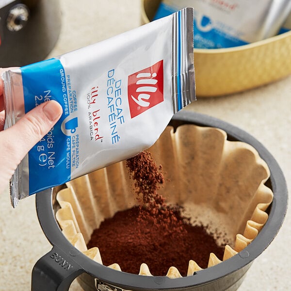 illy Decaf Classico Coffee Packet 2.26 oz. - 48/Case