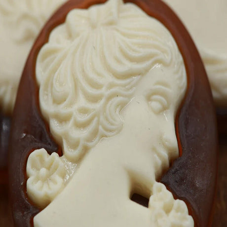 1 Cameo Button Brown Background with Ivory Silhouette & Removable Shank Loop